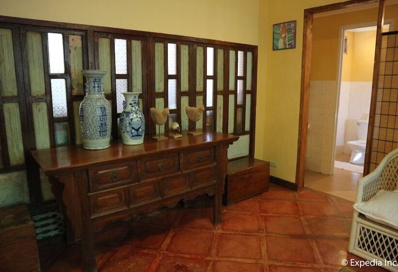 Hotel The Sun Villa Resort And Spa Hilltop