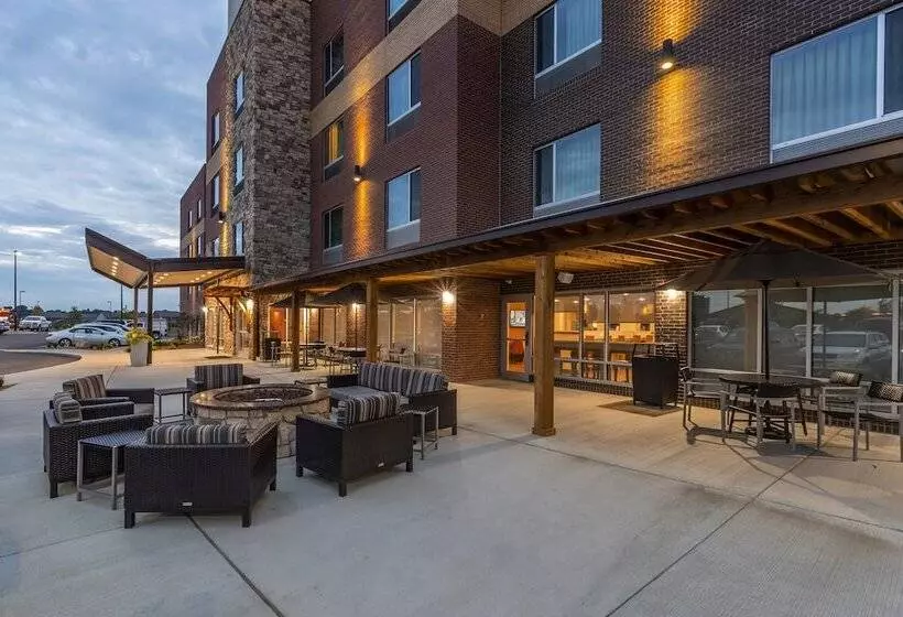 Hotelli Towneplace Suites By Marriott Lexington Keeneland/airport