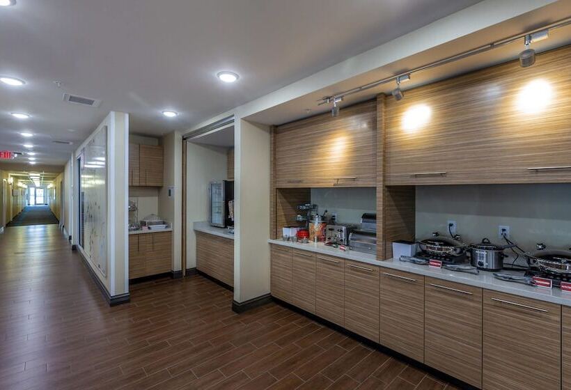 酒店 Towneplace Suites By Marriott Lexington Keeneland/airport