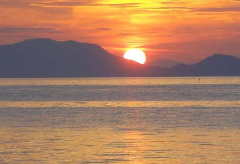 בית מלון כפרי Vacation House