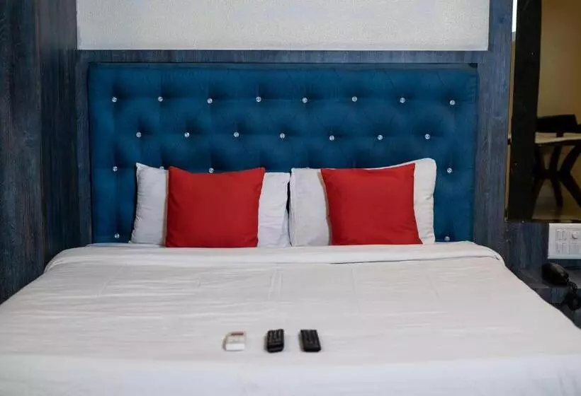 Hotelli Mari Aai Residency