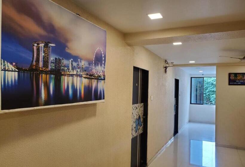 Отель Mari Aai Residency