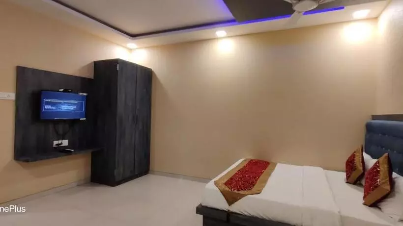 Hotelli Mari Aai Residency