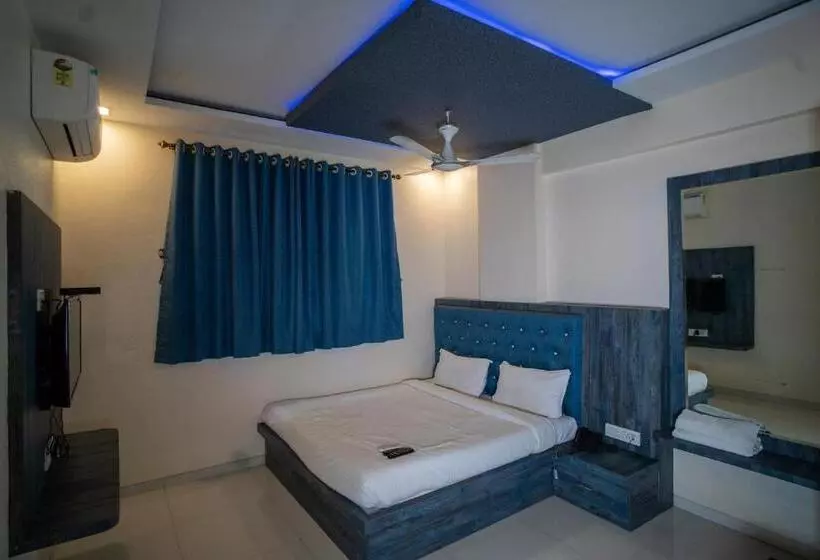 Hotelli Mari Aai Residency