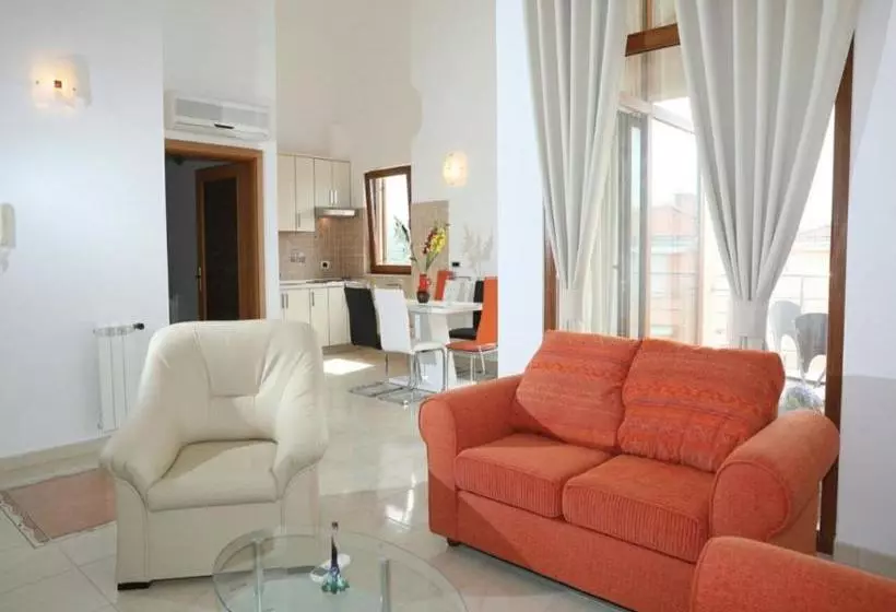 هتل Apartments Sveto