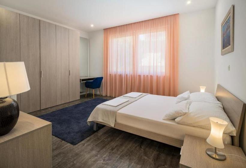 בית מלון כפרי Beach Apartments Slatine