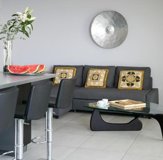 ホテル City Sea Business Suites