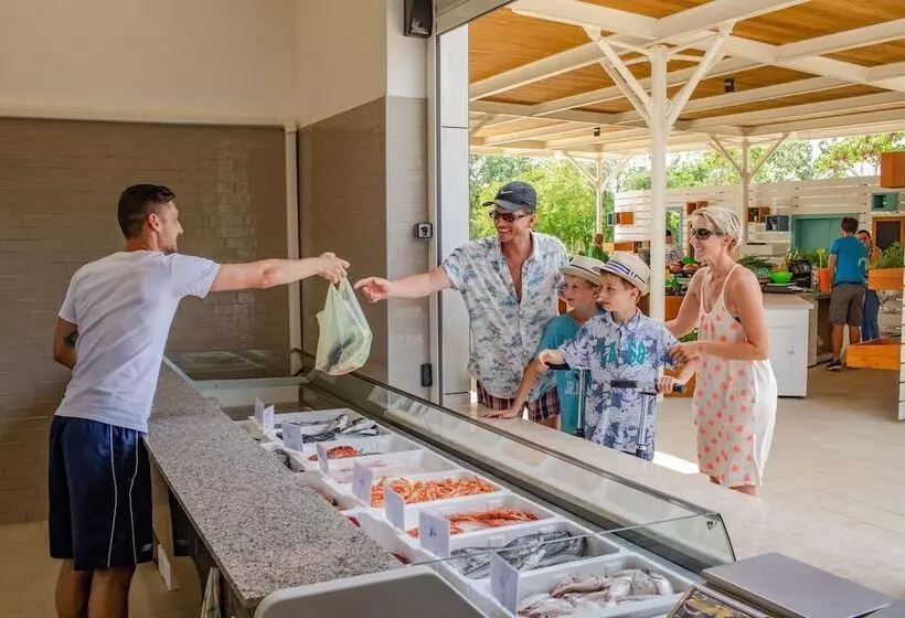 Hotelli Camping Lanterna Premium Resort   Vacansoleil Maeva