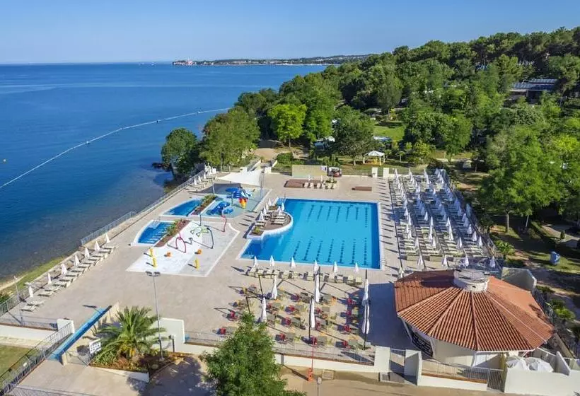 Hotelli Camping Lanterna Premium Resort   Vacansoleil Maeva