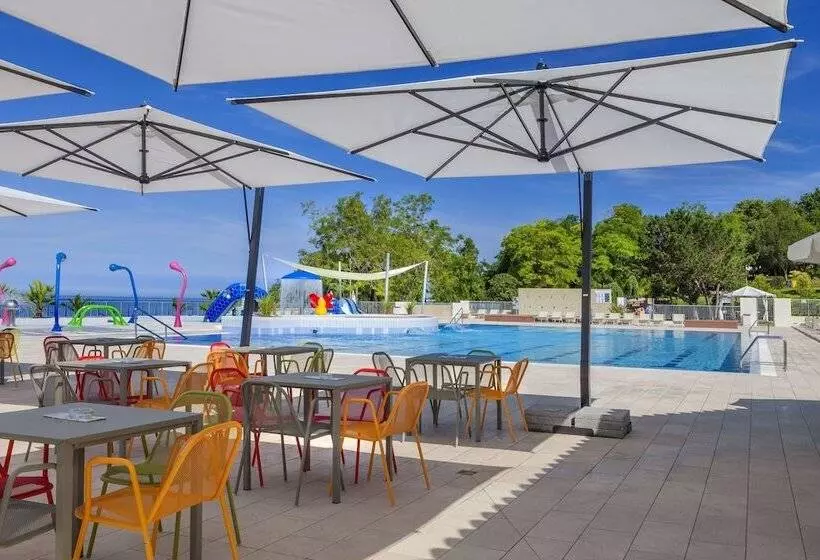 Hotelli Camping Lanterna Premium Resort   Vacansoleil Maeva