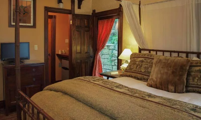 ホテル Peabody House Historic Inn And Cottages