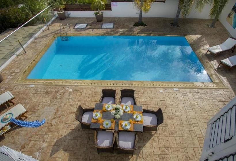 Отель Protaras Villa Jovanna