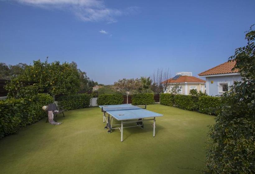 Отель Protaras Villa Jovanna