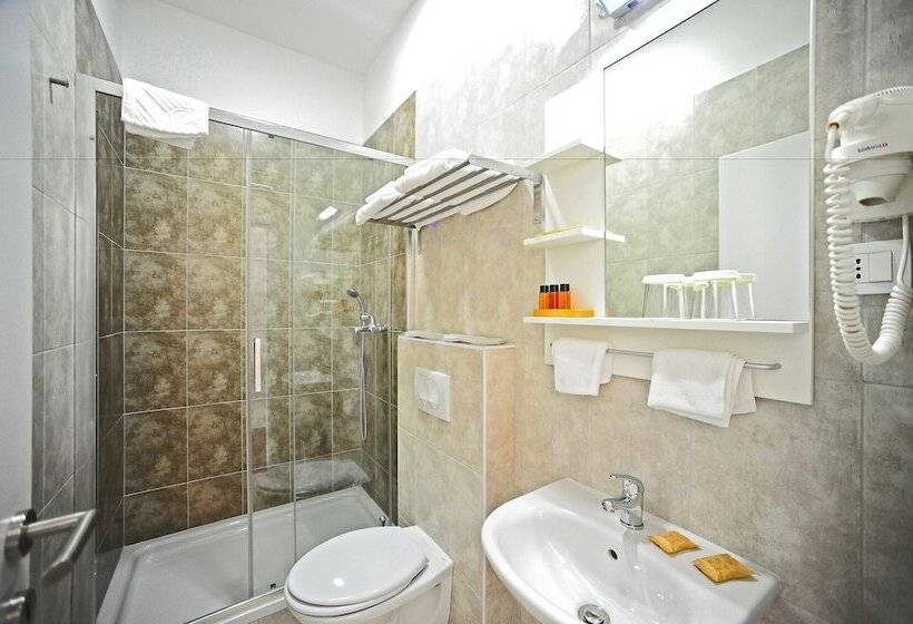 فندق Valenti Rooms