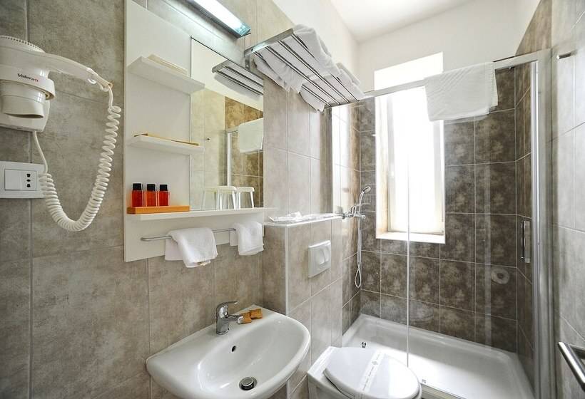 فندق Valenti Rooms