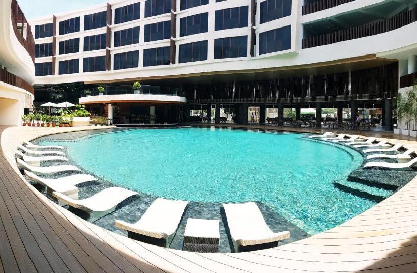 Hue Hotels And Resorts Boracay Managed By Hii