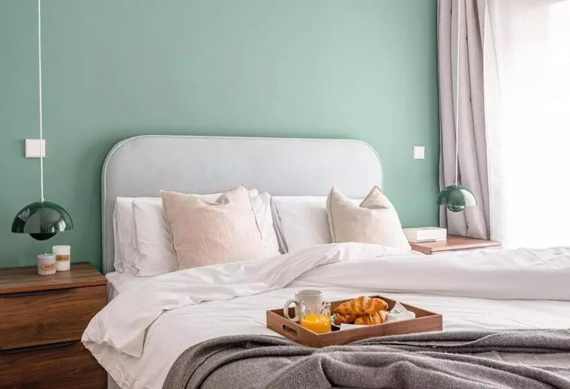 Home Art Apartments Salamanca