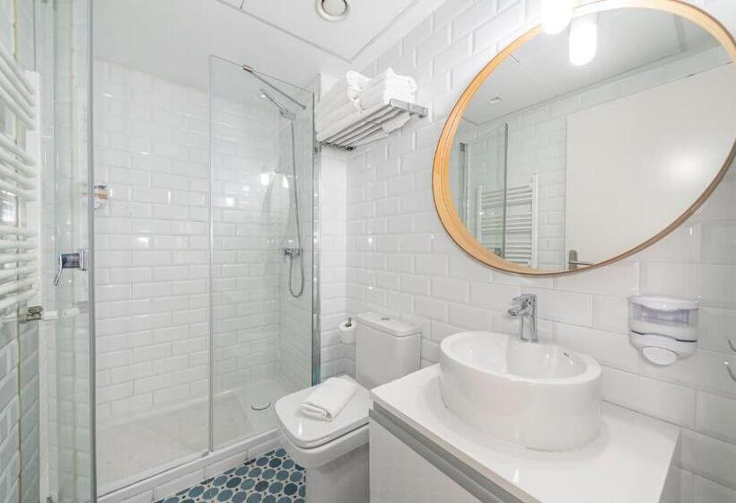 Home Art Apartments Salamanca