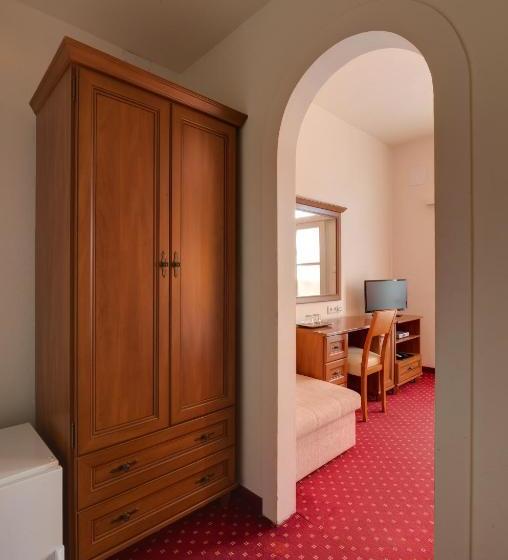 ホテル 101 Penzion