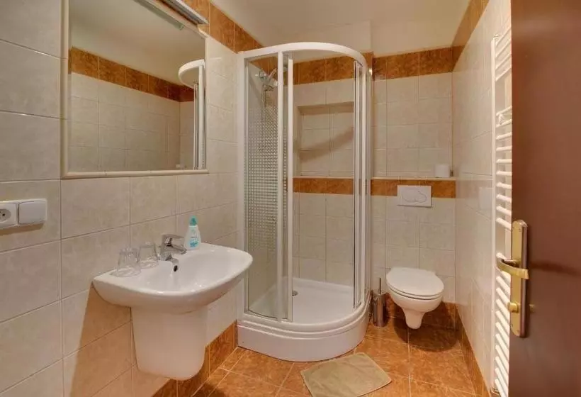 ホテル 101 Penzion