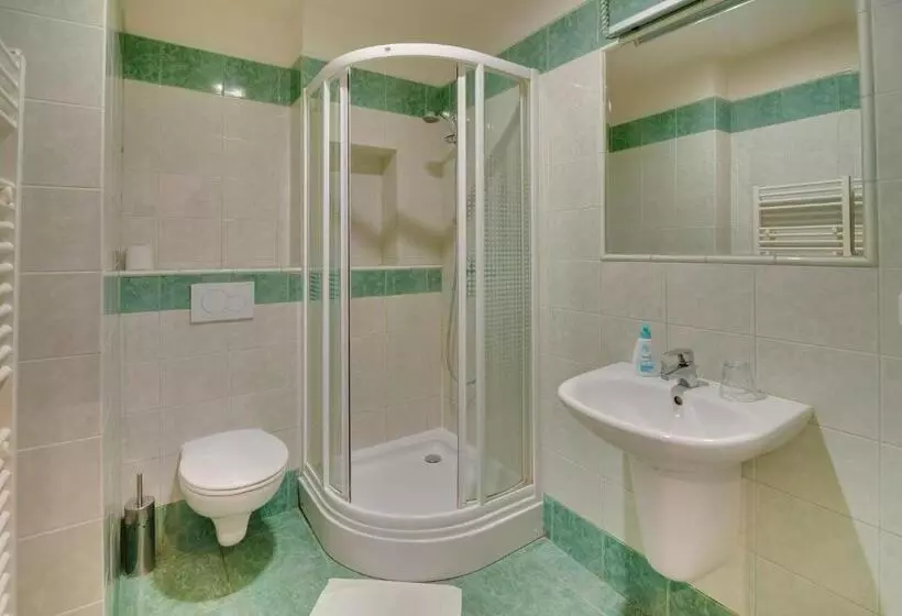 ホテル 101 Penzion