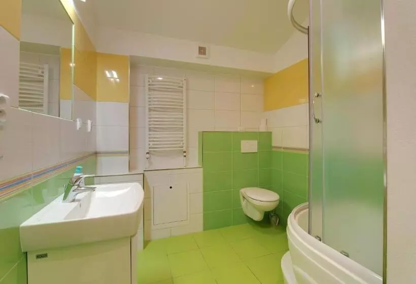 ホテル 101 Penzion