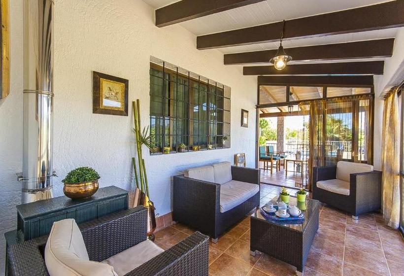 هتل Finca Tramuntana