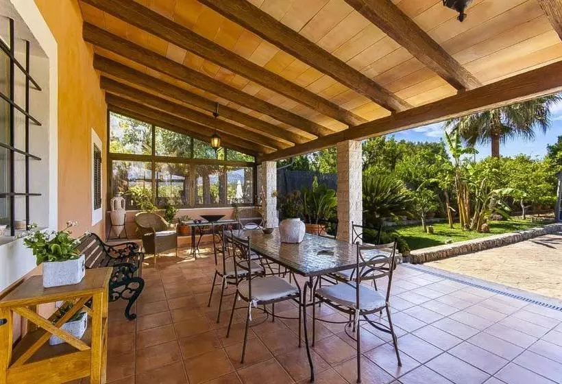 Hotelli Finca Tramuntana