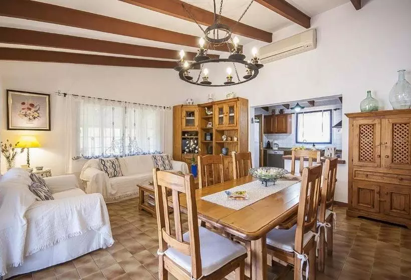 Hotelli Finca Tramuntana