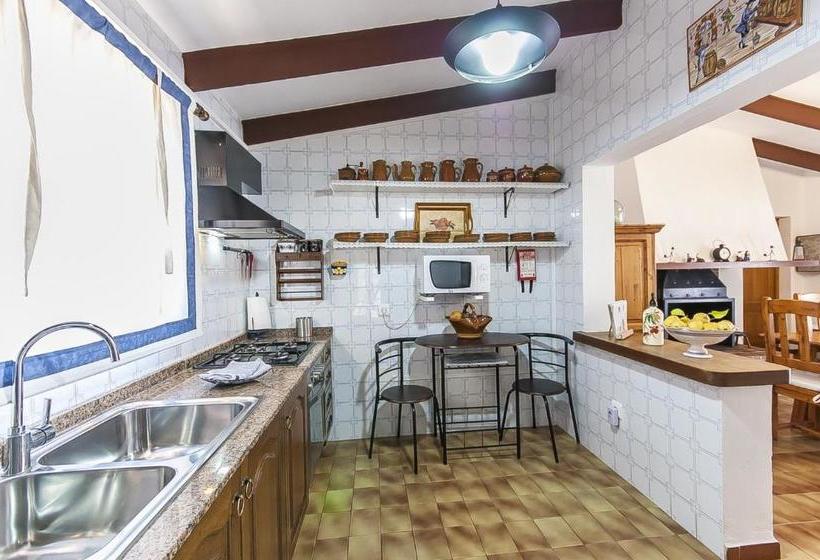 هتل Finca Tramuntana