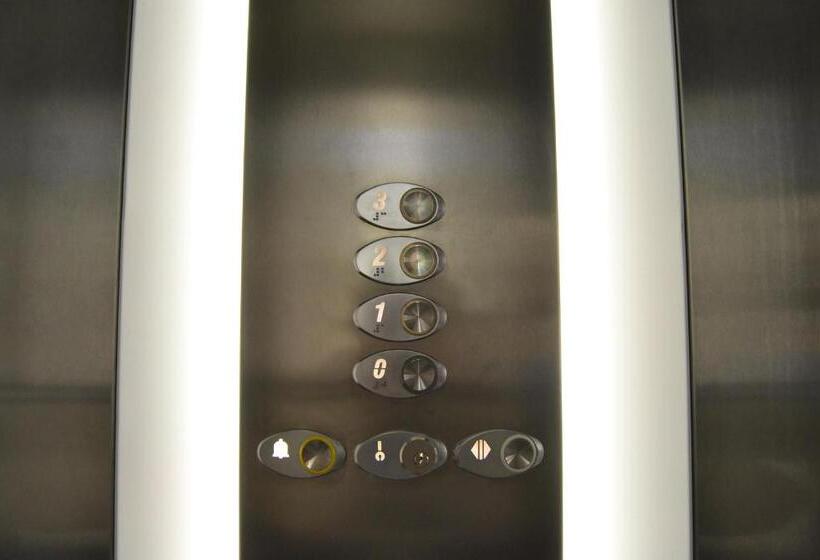 هتل Hostal Centro Ejido