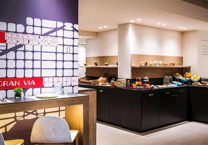 ホテル Ibis Styles Barcelona Centre