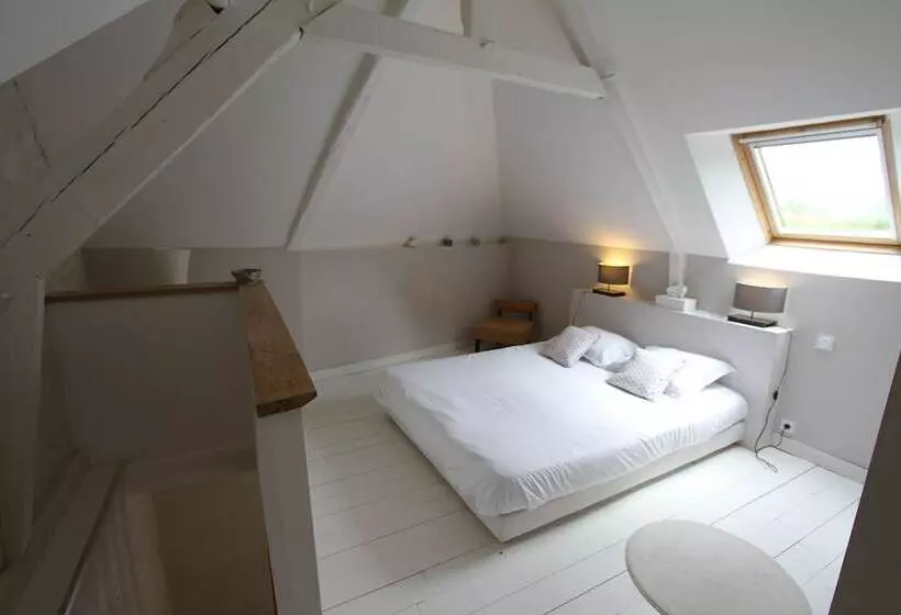 ホテル La Haute Flourie   Bed And Breakfast  Chambres D Hôtes
