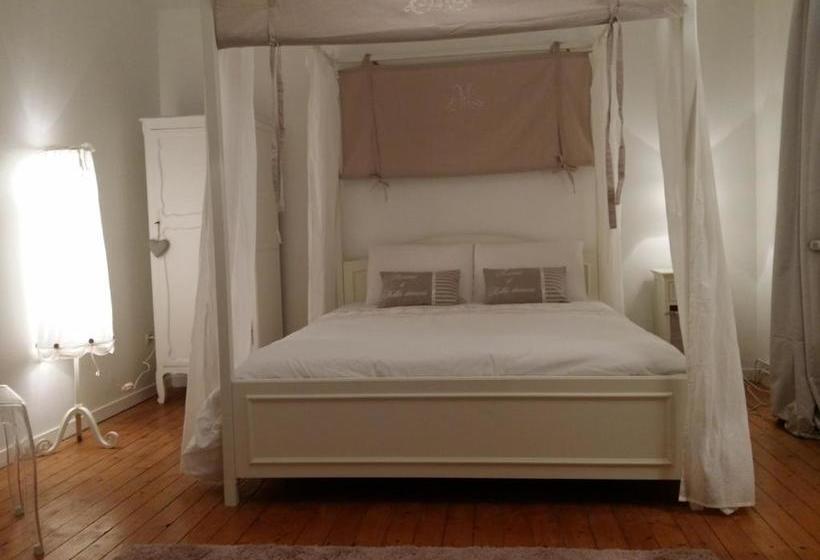 בית מלון כפרי Les Appartements De Champagne