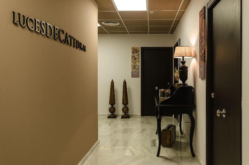 هتل Luces De Catedral