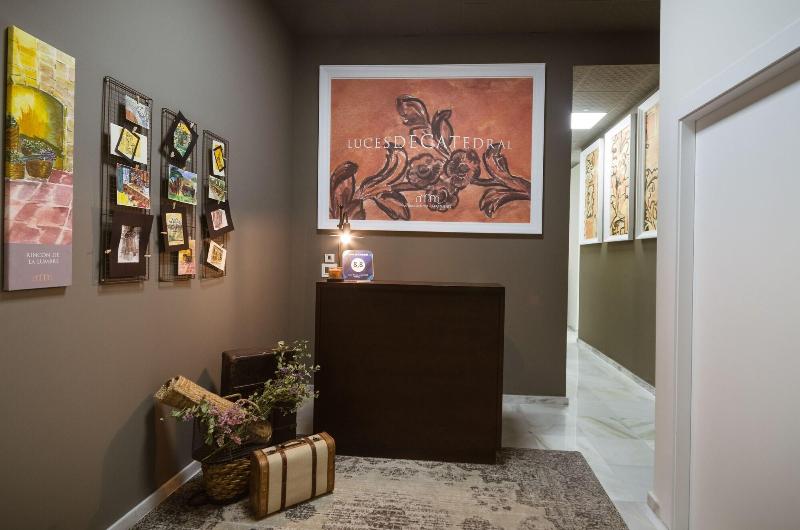 هتل Luces De Catedral