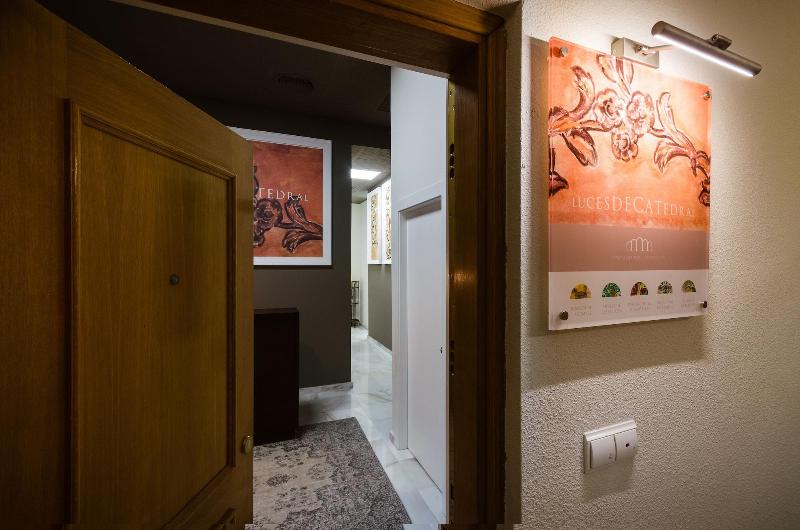 هتل Luces De Catedral