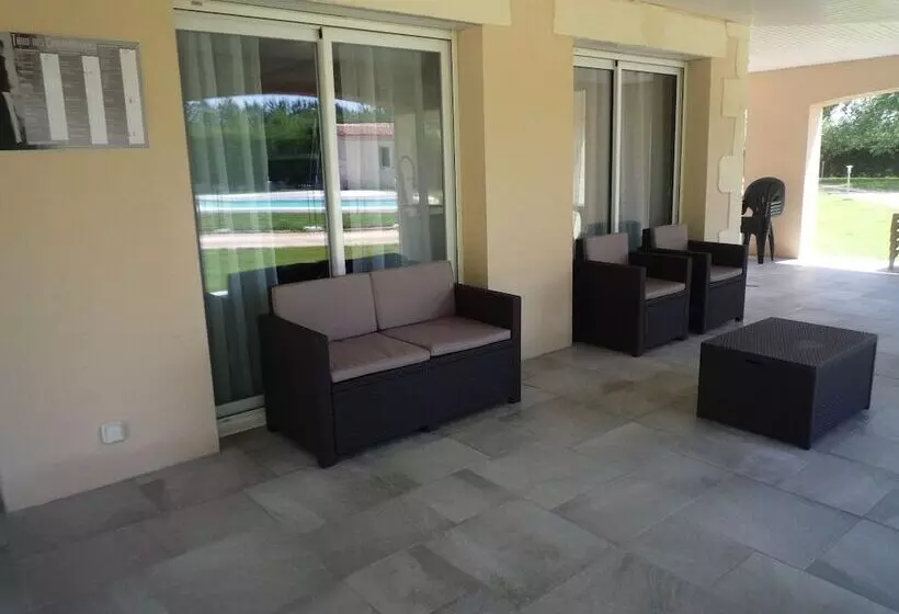 ホテル Maison D Hôtes Villa Soleil