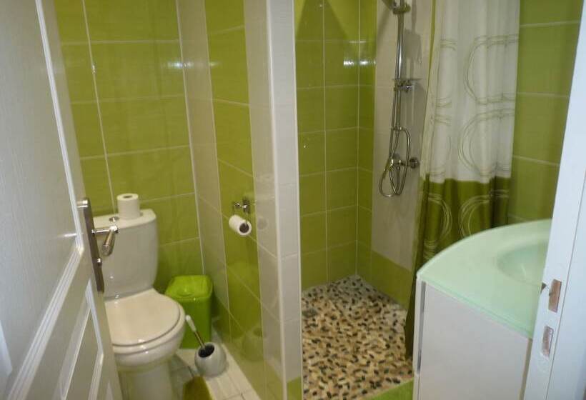 Отель Maison D Hôtes Villa Soleil