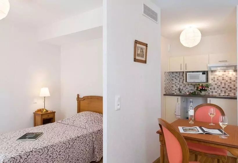 هتل Médicis Home Dijon Les Petites Roches