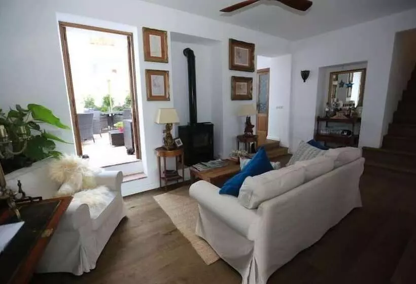 Hotelli Casa Rural Miller S Of Frigiliana