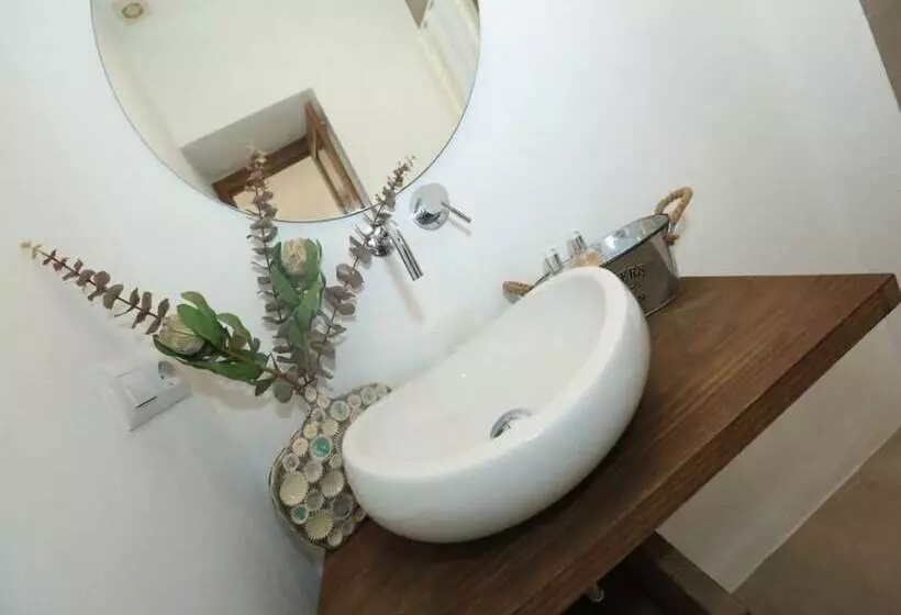 Hotelli Casa Rural Miller S Of Frigiliana