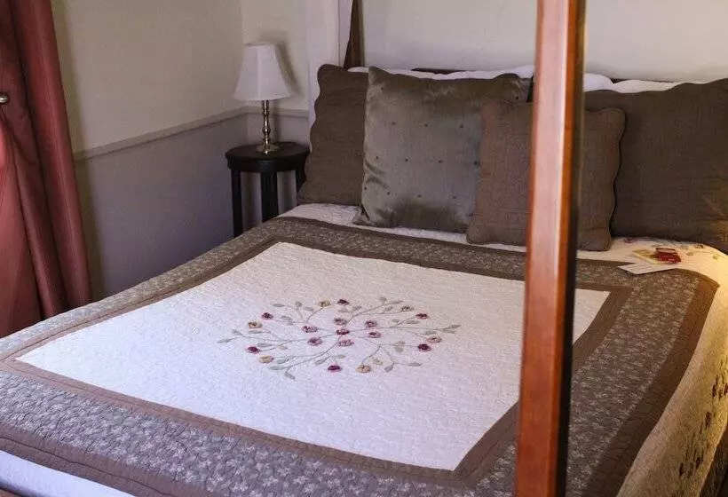 ホテル Moore House Bed And Breakfast