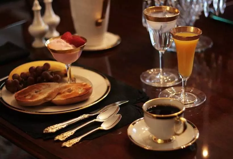 ホテル Moore House Bed And Breakfast