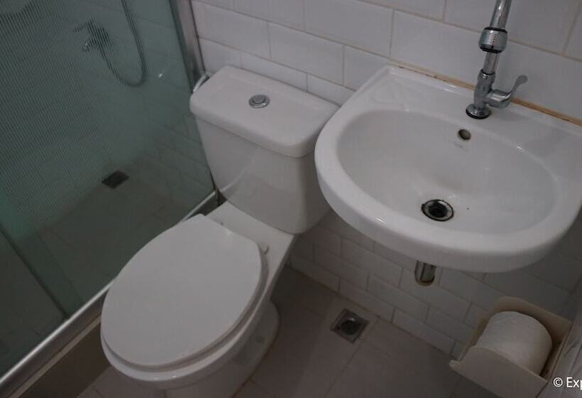 בית מלון כפרי Oceana Lodge