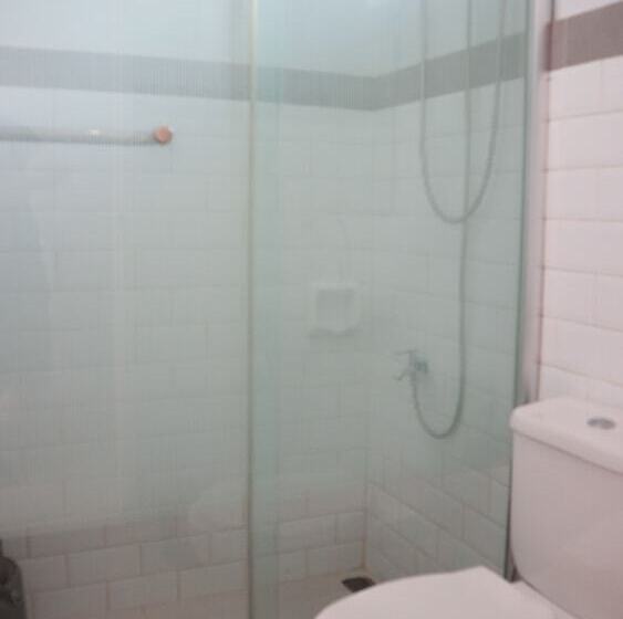 בית מלון כפרי Oceana Lodge