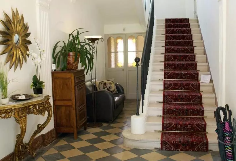 Hotelli Particulier Poppa