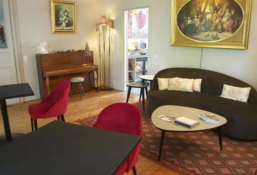 Hotelli Particulier Poppa