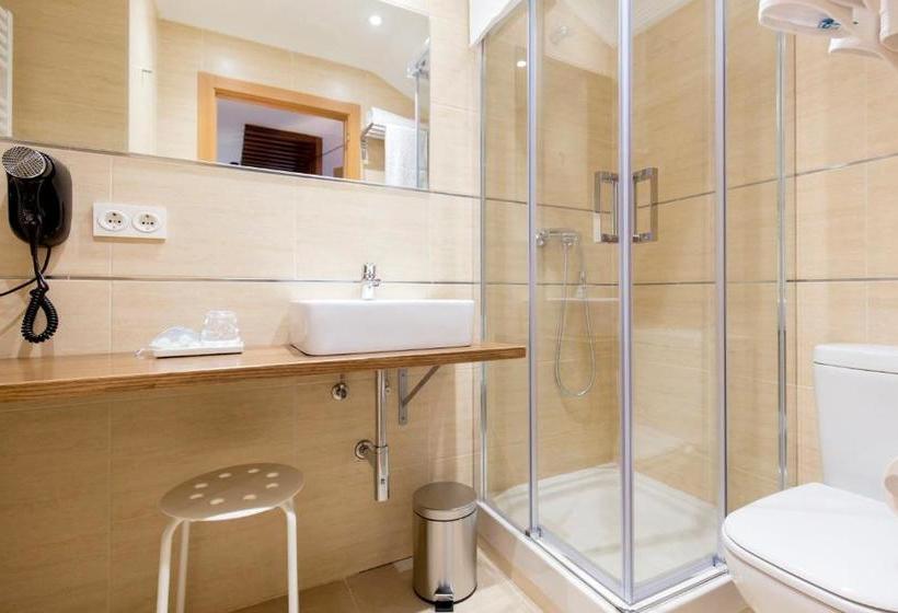 فندق San Justo Plaza