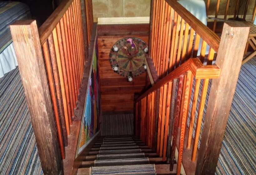 فندق The Baines House Inn